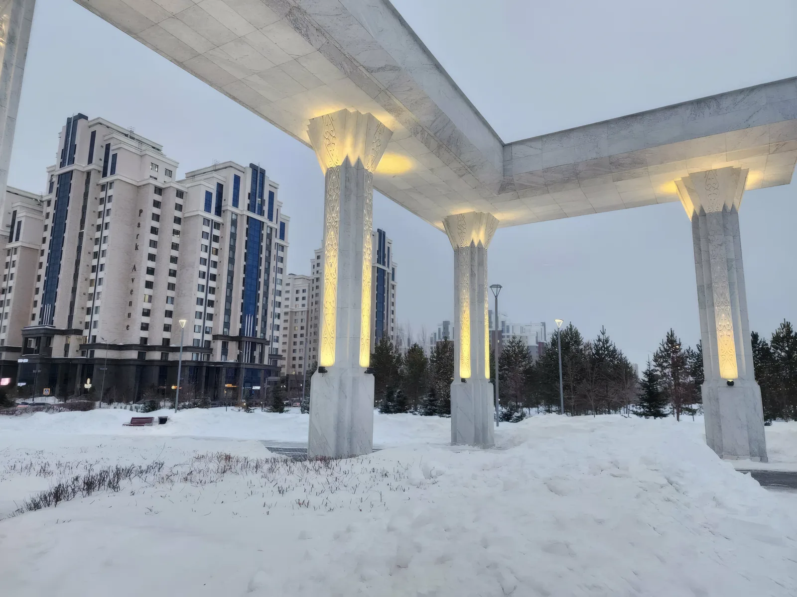 Ботанический сад, объекты — мрамор